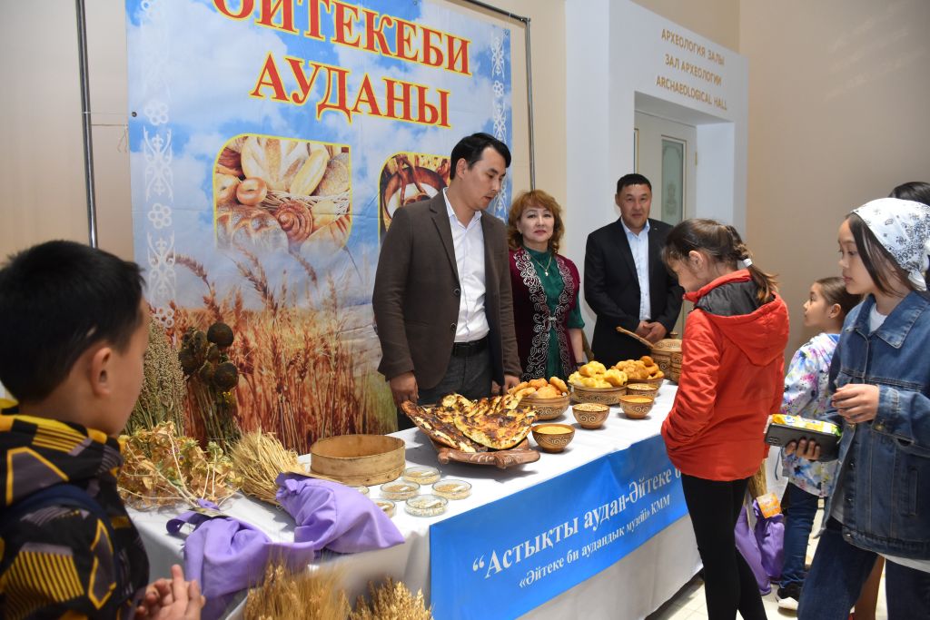 Дәстүр- Party под названием   «Ұлттық құндылықтар – ұлтымыздың қорғаны»  приуроченная к Международному дню музеев
