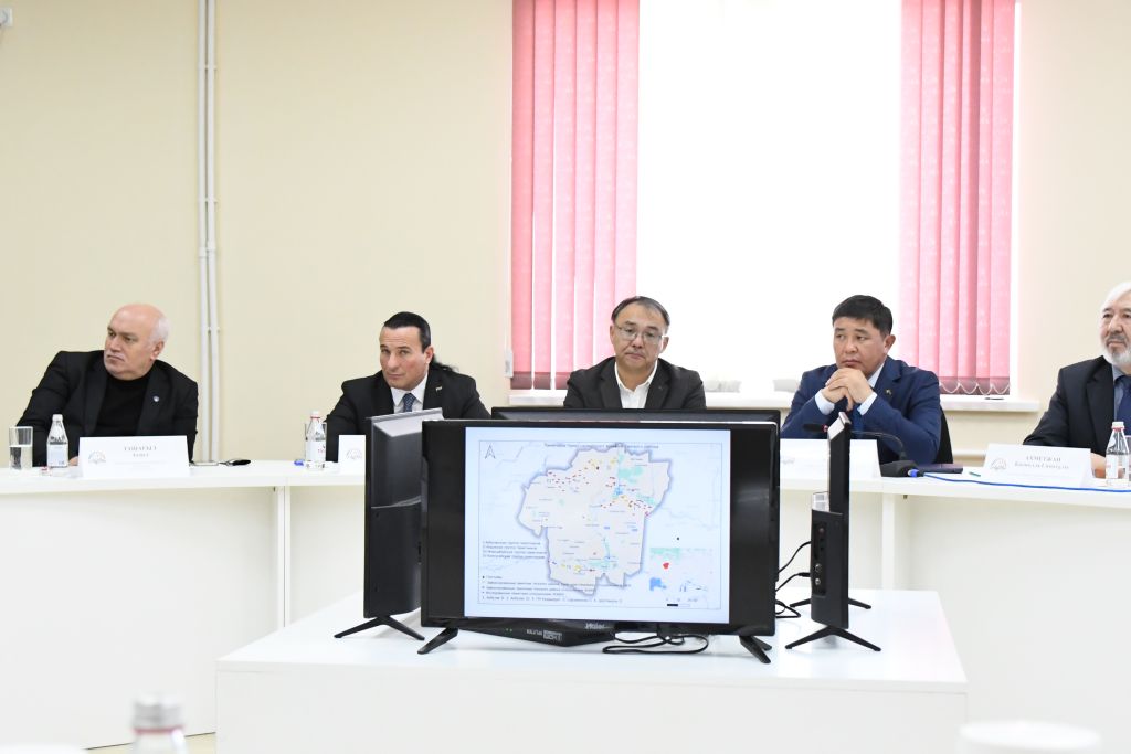 ОБСУЖДЕНЫ ВОПРОСЫ ИССЛЕДОВАНИЯ